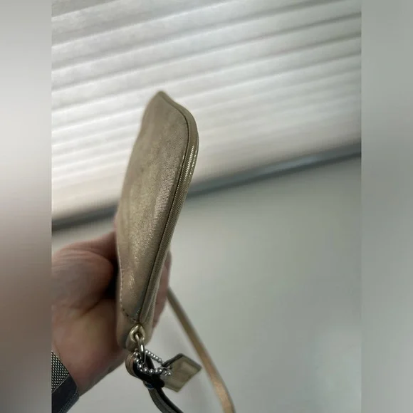 Coach Gold Wristlet and Faux Pearl Stud Earrings on Sterling Silver Posts -7-8mm - Picture 11 of 12